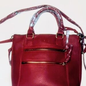 ❤️NWT Elegant Red Leather Handbag